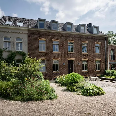 Domein Holset Bruisendwijnhuis 3*