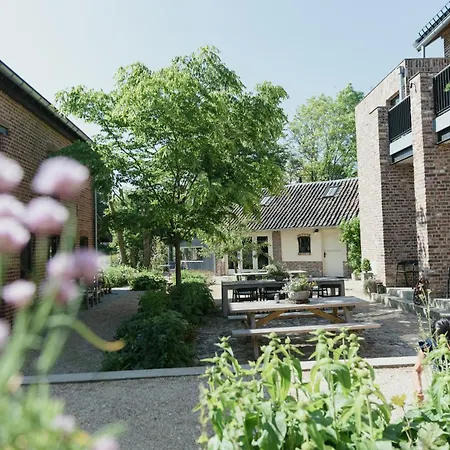Domein Holset Bruisendwijnhuis 3*