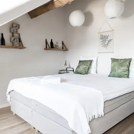 Domein Holset Bruisendwijnhuis